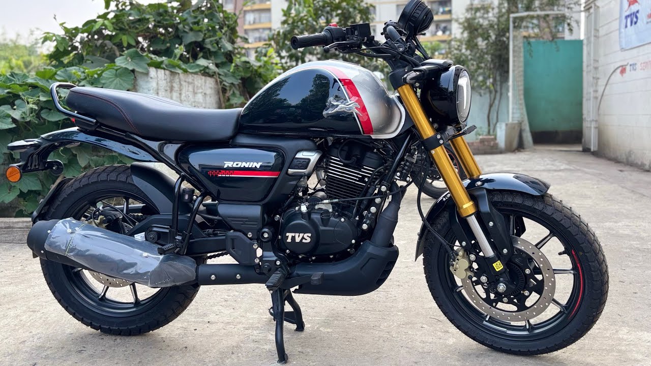 TVS Ronin 225